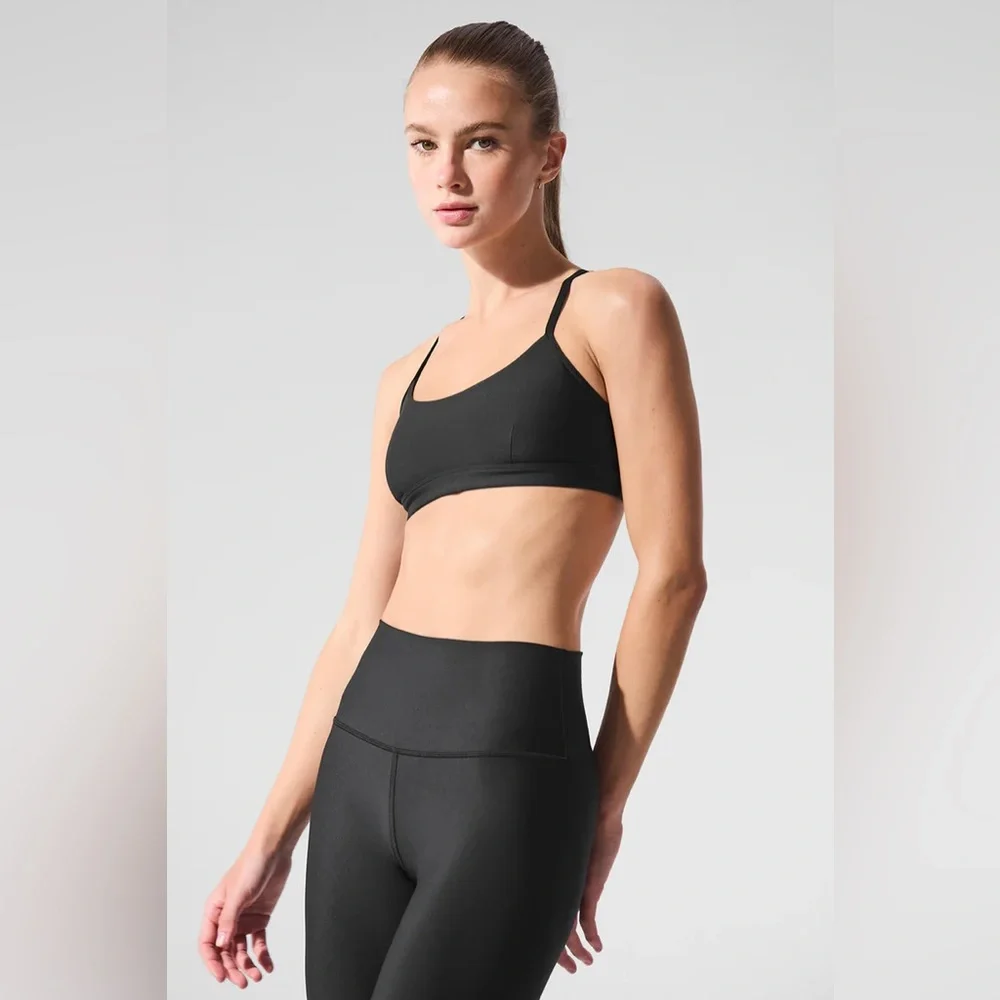 Alo Yoga Airlift Intrigue Bra Black Medium Support Scoop Neck Strappy Back Small